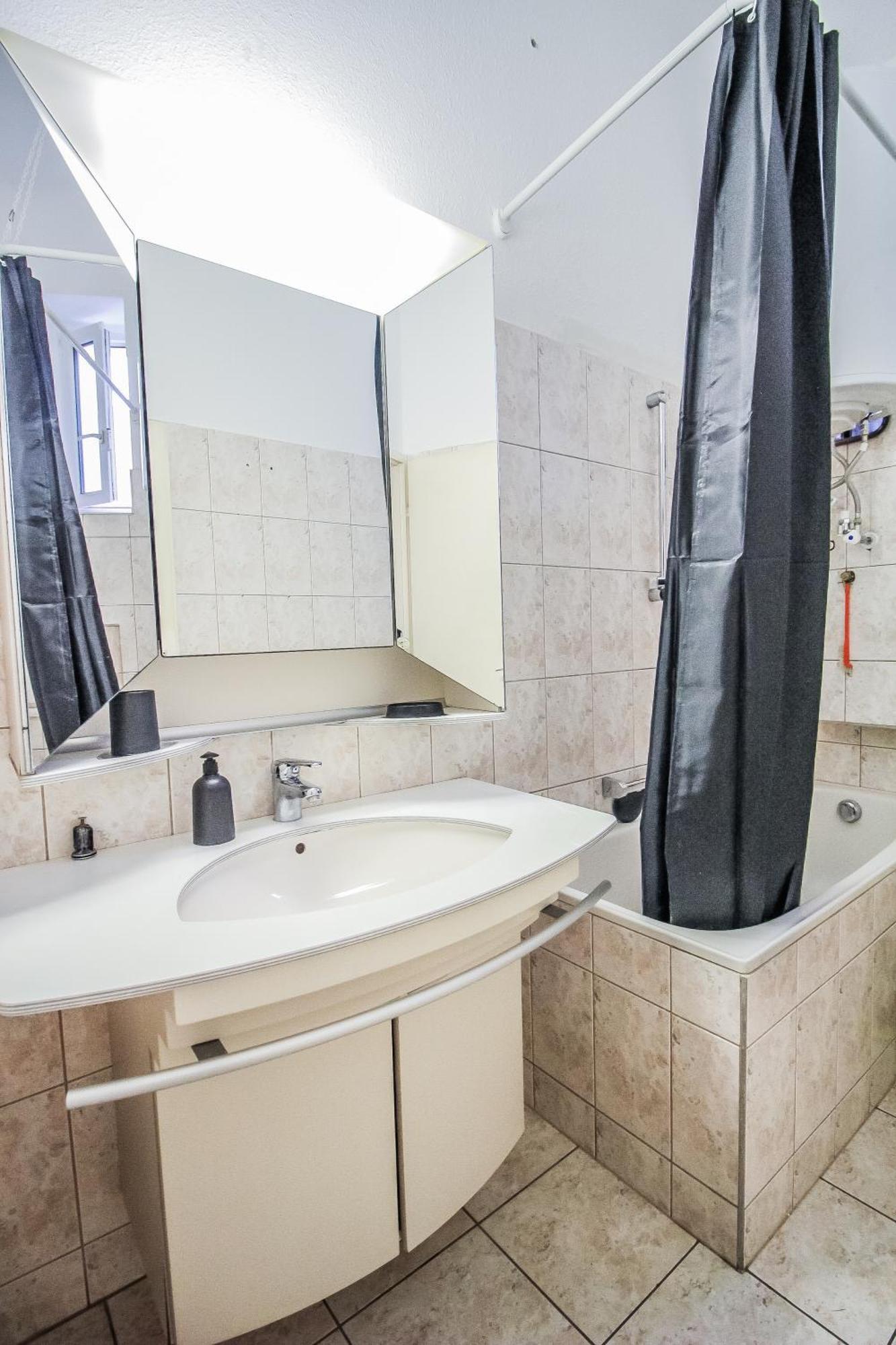 Comfortable Accommodations In The Alterlaa Area Lv5 Відень Екстер'єр фото